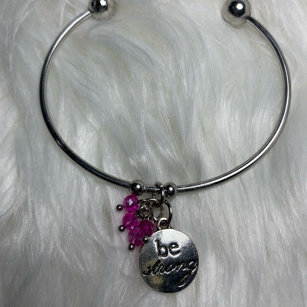 FabBangle - Picture 9 of 16